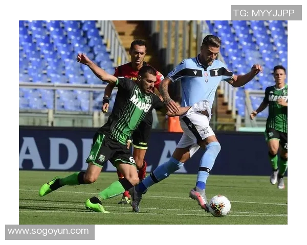 足球比赛中如何通过战术与团队合作提升士气与信心